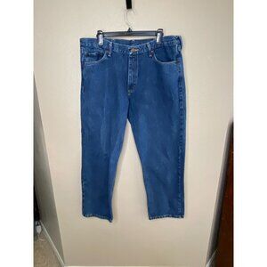 Wrangler Mens Relaxed Fit Jeans 38x29 Mid-Rise 5-Pocket 100% Cotton Denim Blue